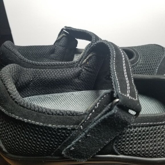 Orthofeet Women's Springfield Stretchable Black Mary Janes Shoes Sz 8.5 Wide - Picture 6 of 9